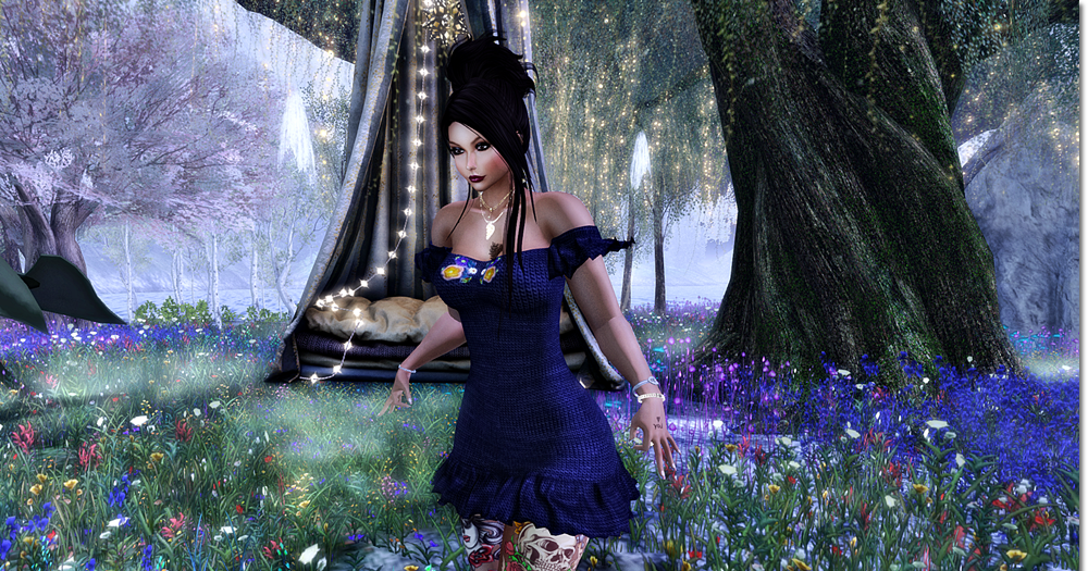 Fashion-Style-Glam: *In the woods*