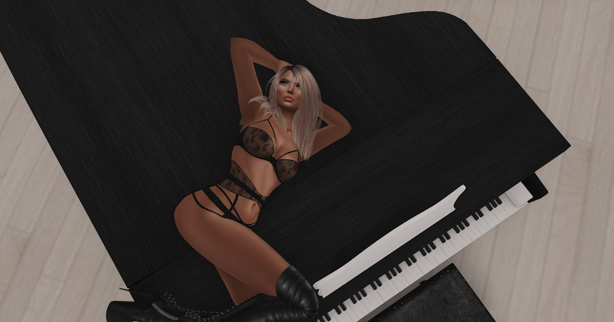 Aerlinniel's Adventures : Ebony and Ivory