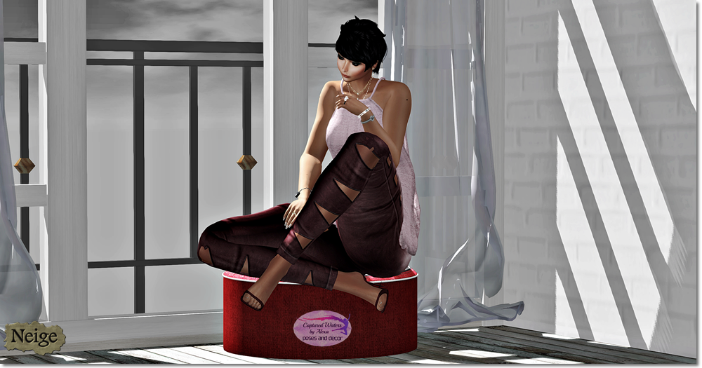 Fashion-Style-Glam: *Next to the window..*
