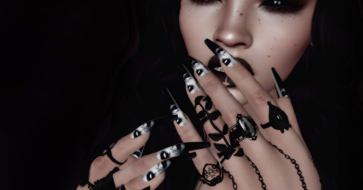 Aziza Style: ❤ Eerie