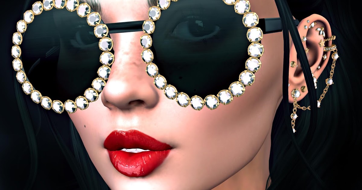 Aziza Style: ❤ Sherrie Valencia Glossy