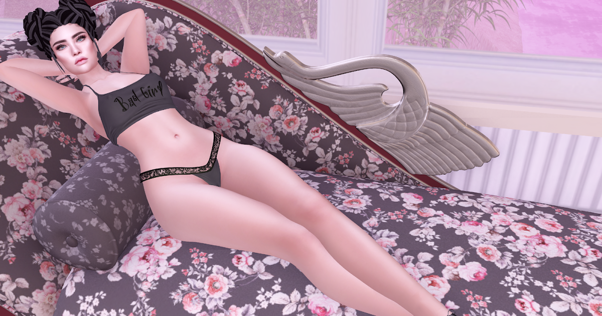 Aerlinniel's Adventures - Mainstream : Just Lounging Around Being Sexy