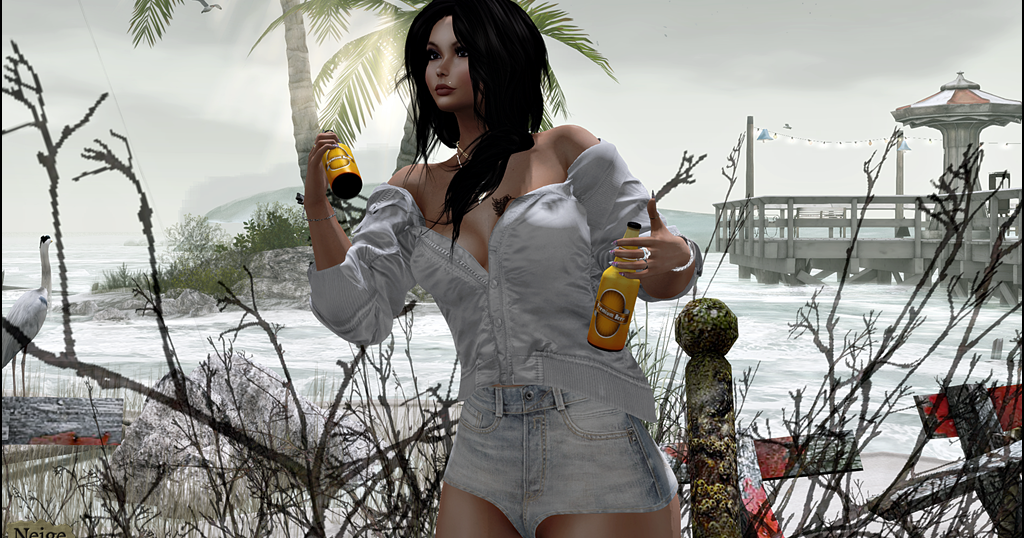 Fashion-Style-Glam: *A soft drink?*