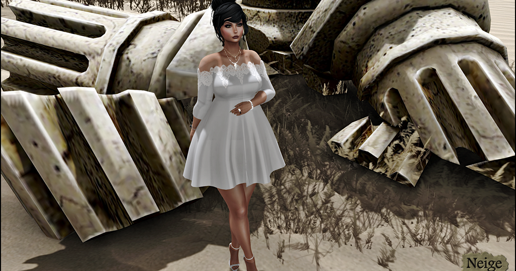 Fashion-Style-Glam: *A walk through the ruins*