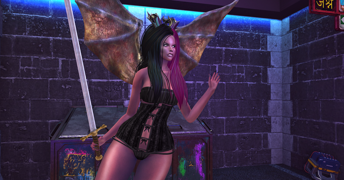 Aerlinniel Adventures - Fantasy: Hunter in the Alleyway at Night