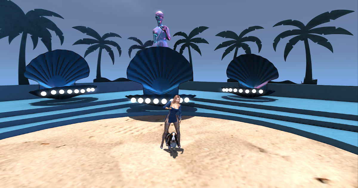 Aerlinniel's Adventures - Mainstream : Max and I at the new Beach Club