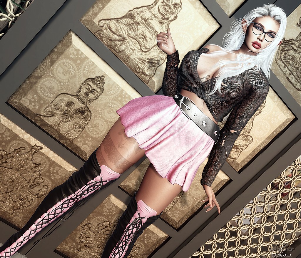 3327 | *Stars*Fashion* Brunella Available for LaraX, Legacy … | Flickr
