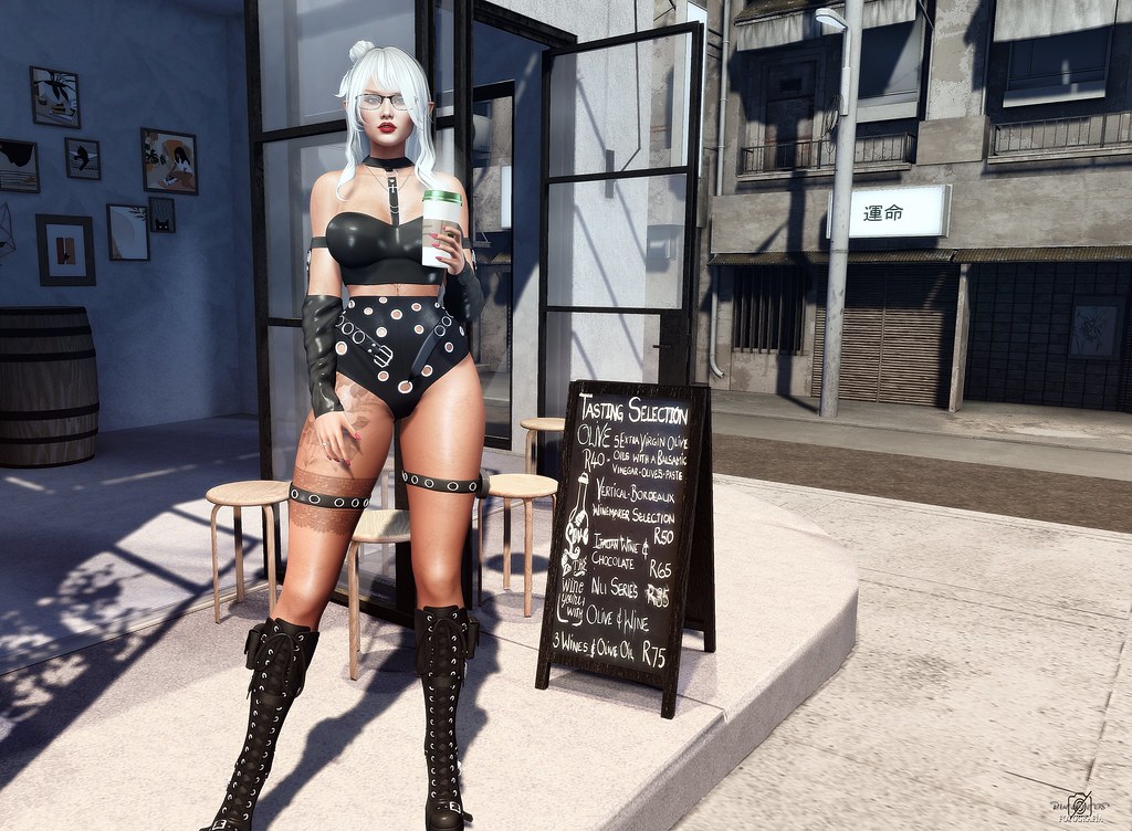 3419 | {Le'La} Dark Cove Black Outfit Top | Shorts | Belt | … | Flickr