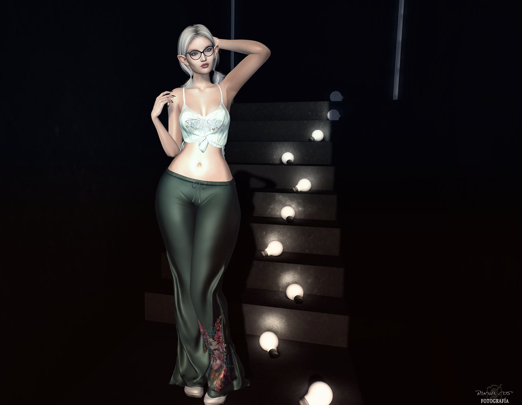 3726 | [Oh!] Dancing Dervish V2 Exclusive for Cosmopolitan m… | Flickr